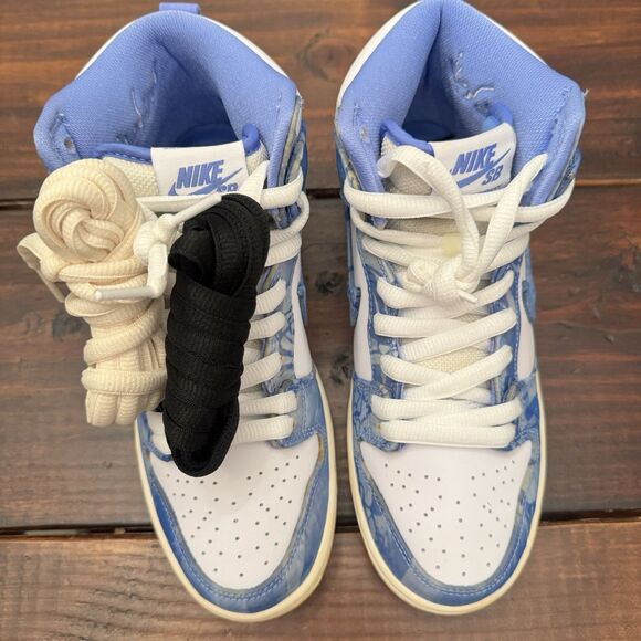 Nike Dunk High SB x Carpet Company Shoes - Picture 14 of 16